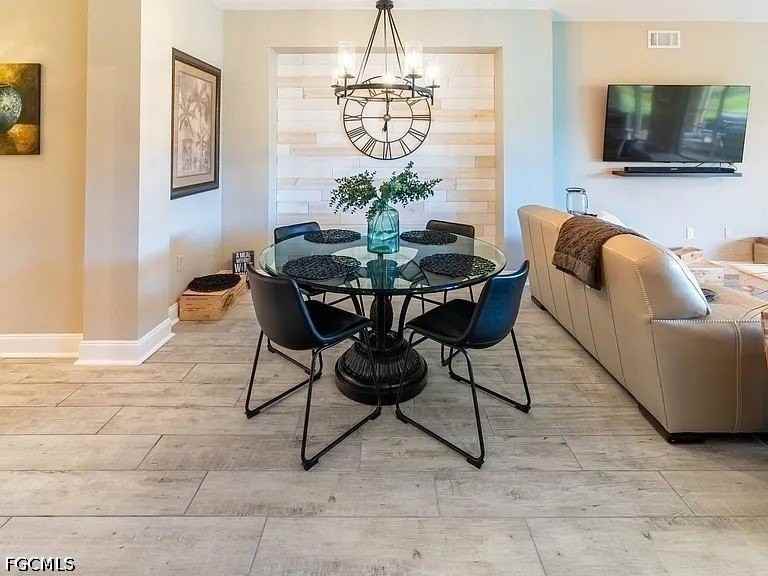 23084 Lone Oak Dr - Photo 7 of 30