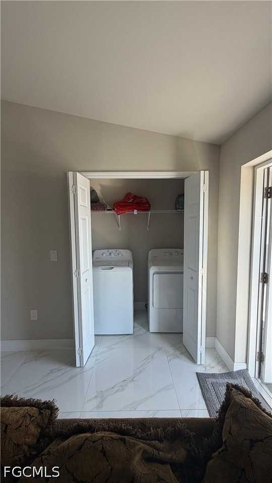 3914 9th St W - Photo 7 of 13