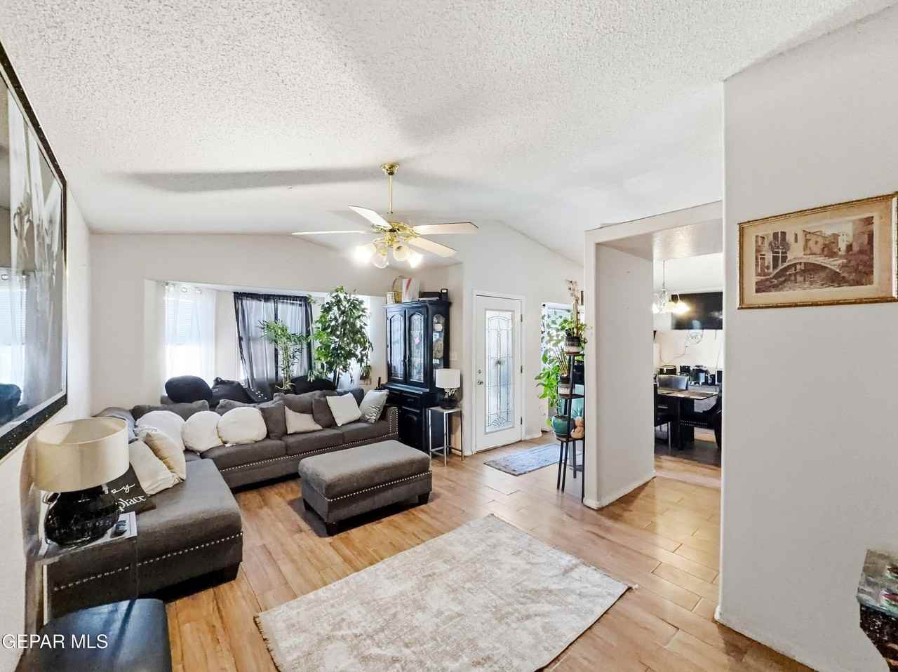 1476 Enrique Perez Cir - Photo 3 of 20