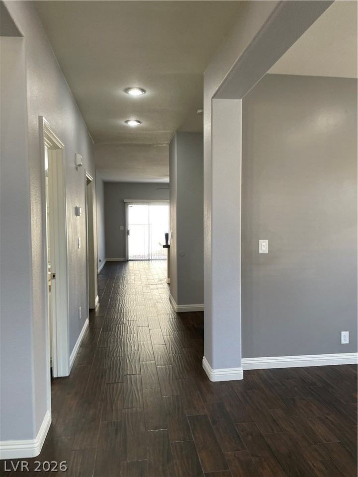 1406 Maryland Heights Ave - Photo 5 of 42