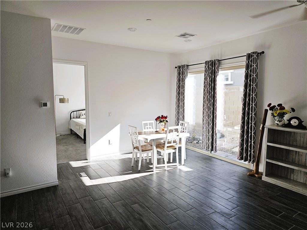 921 Mayfield Manor Ln - Photo 3 of 15