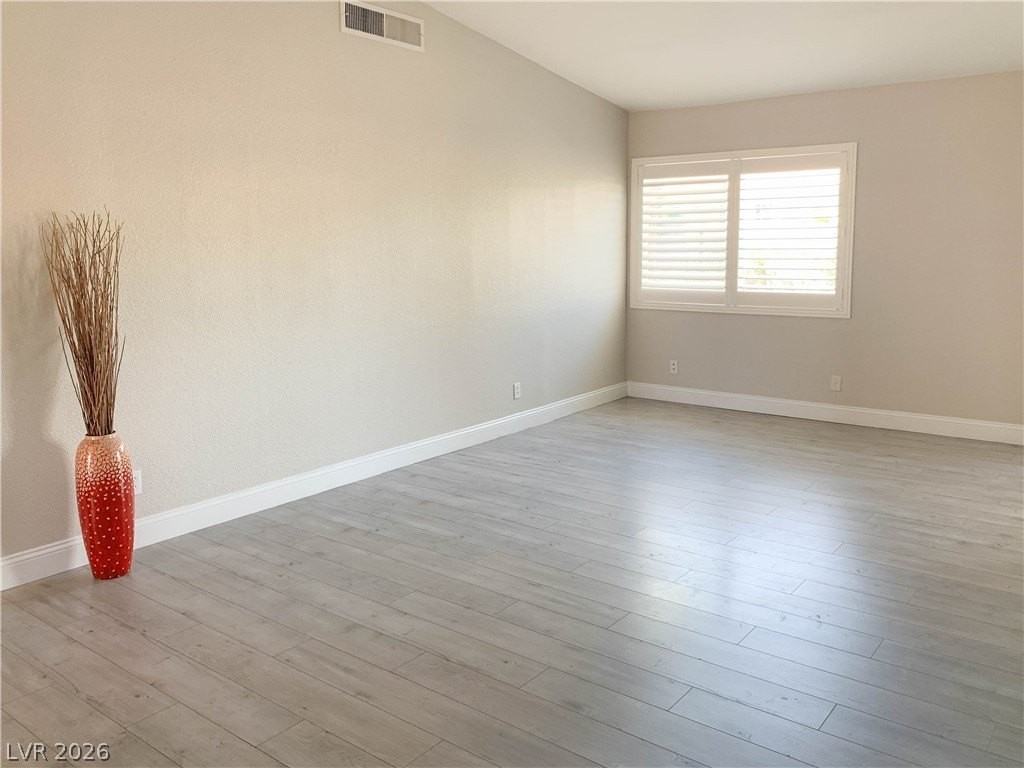 6408 Meadow Lark Ln - Photo 4 of 29