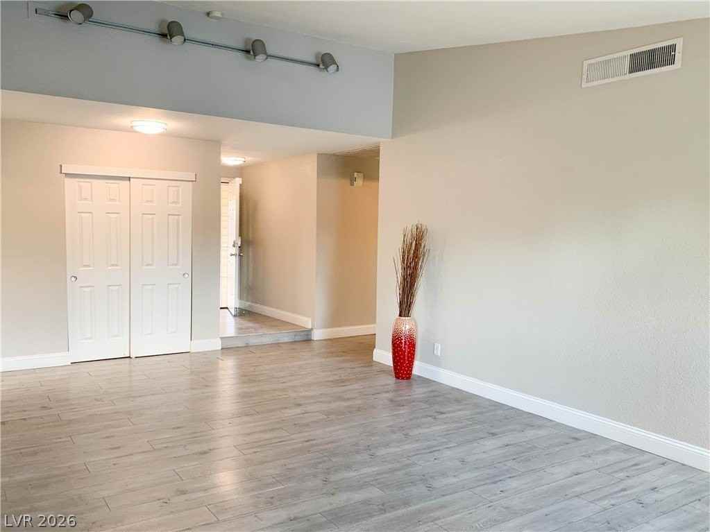 6408 Meadow Lark Ln - Photo 5 of 29