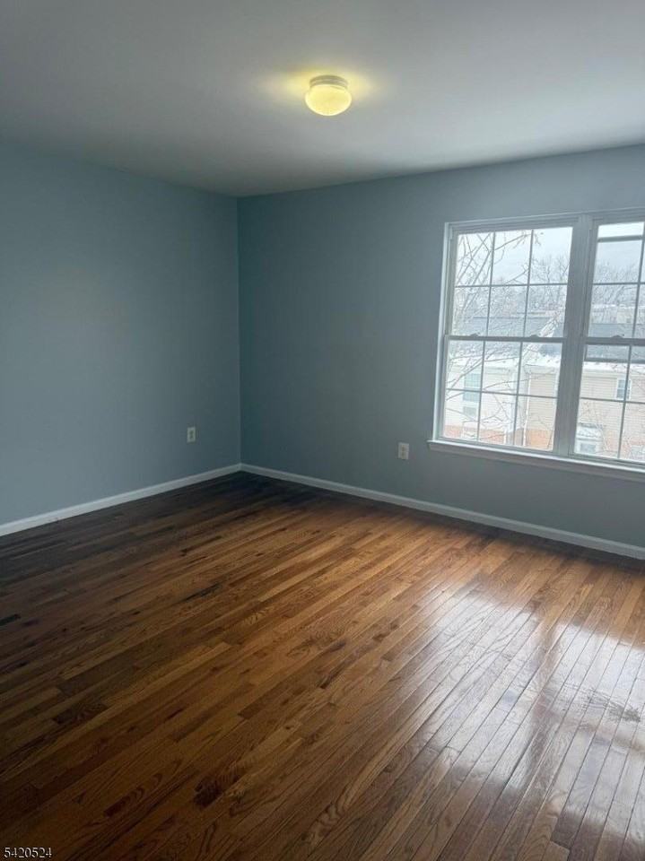 537 S 18th St - Photo 6 of 12