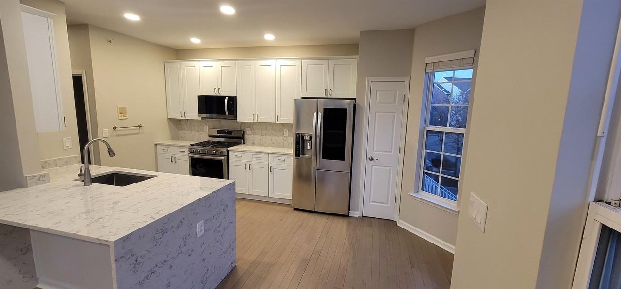 13 Mcmartin Ct - Photo 3 of 29