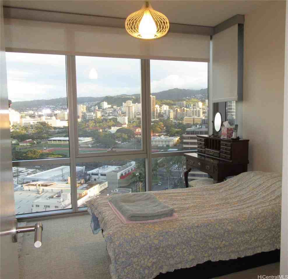 1189 Waimanu St #1706 - Photo 6 of 25