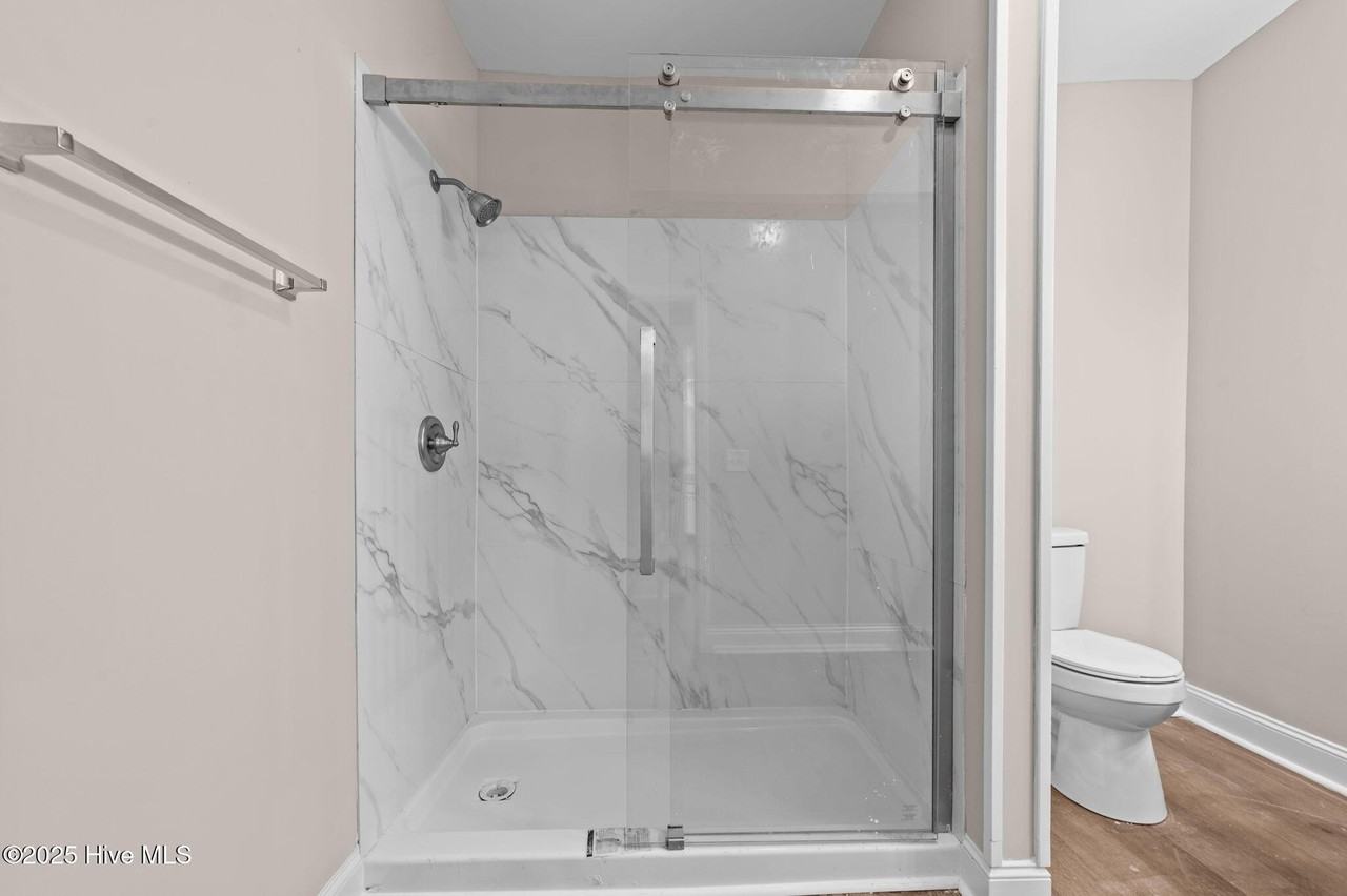 3741 James St - Photo 7 of 33