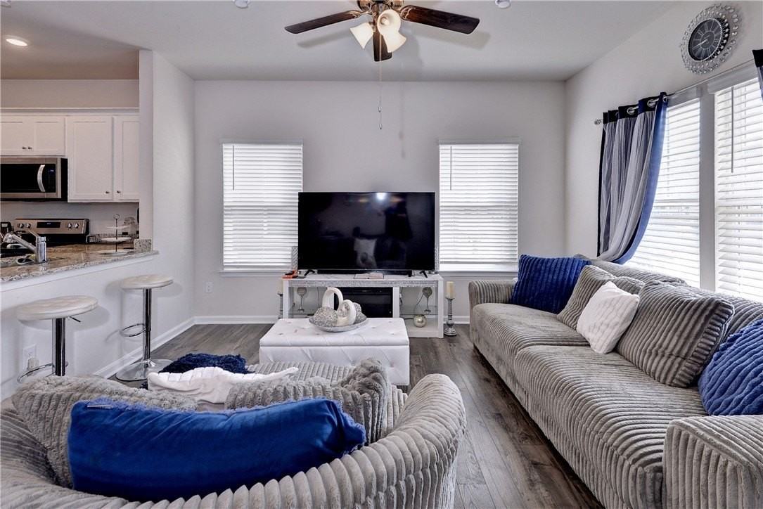 2015 Melbourne St - Photo 5 of 21