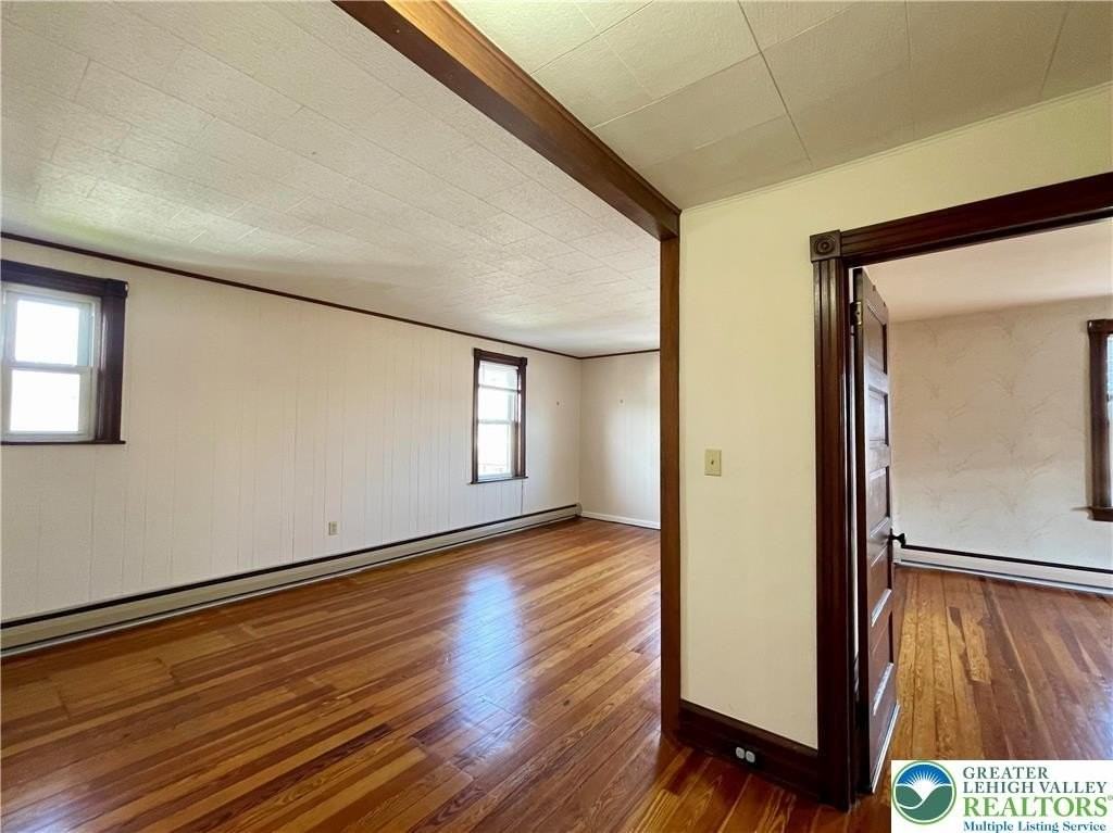 2396 Washington Ave - Photo 6 of 17