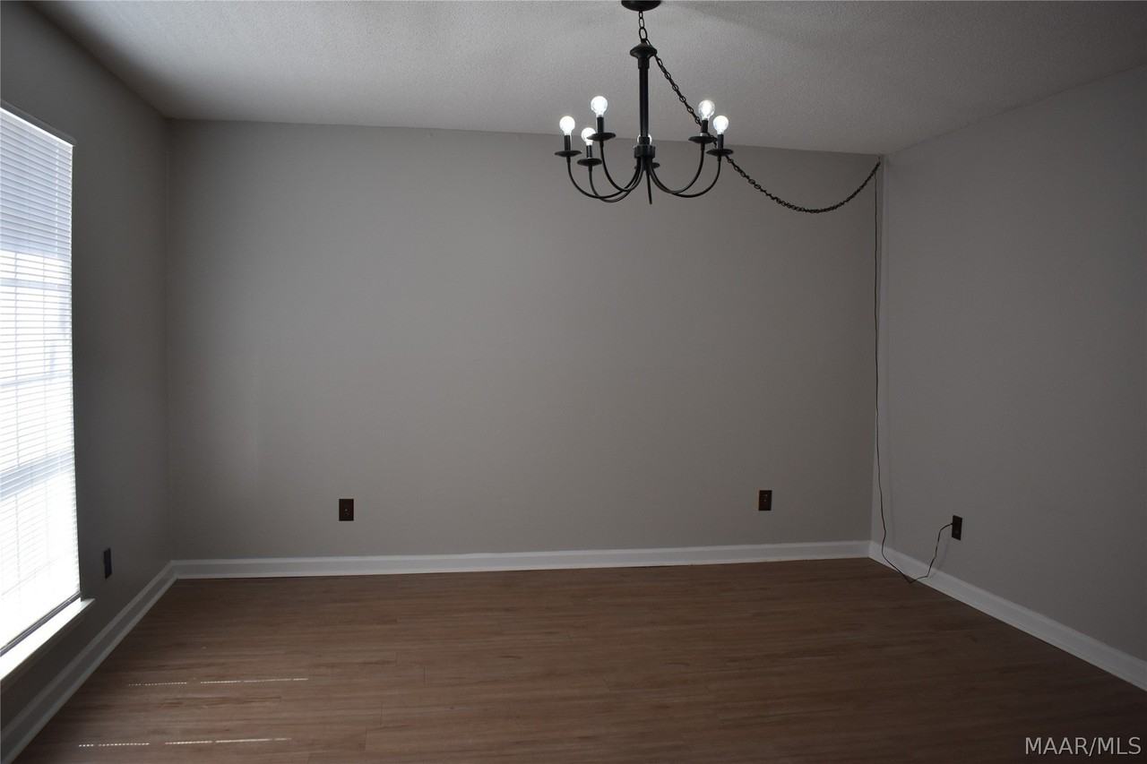 3001 Sutton Dr - Photo 2 of 23