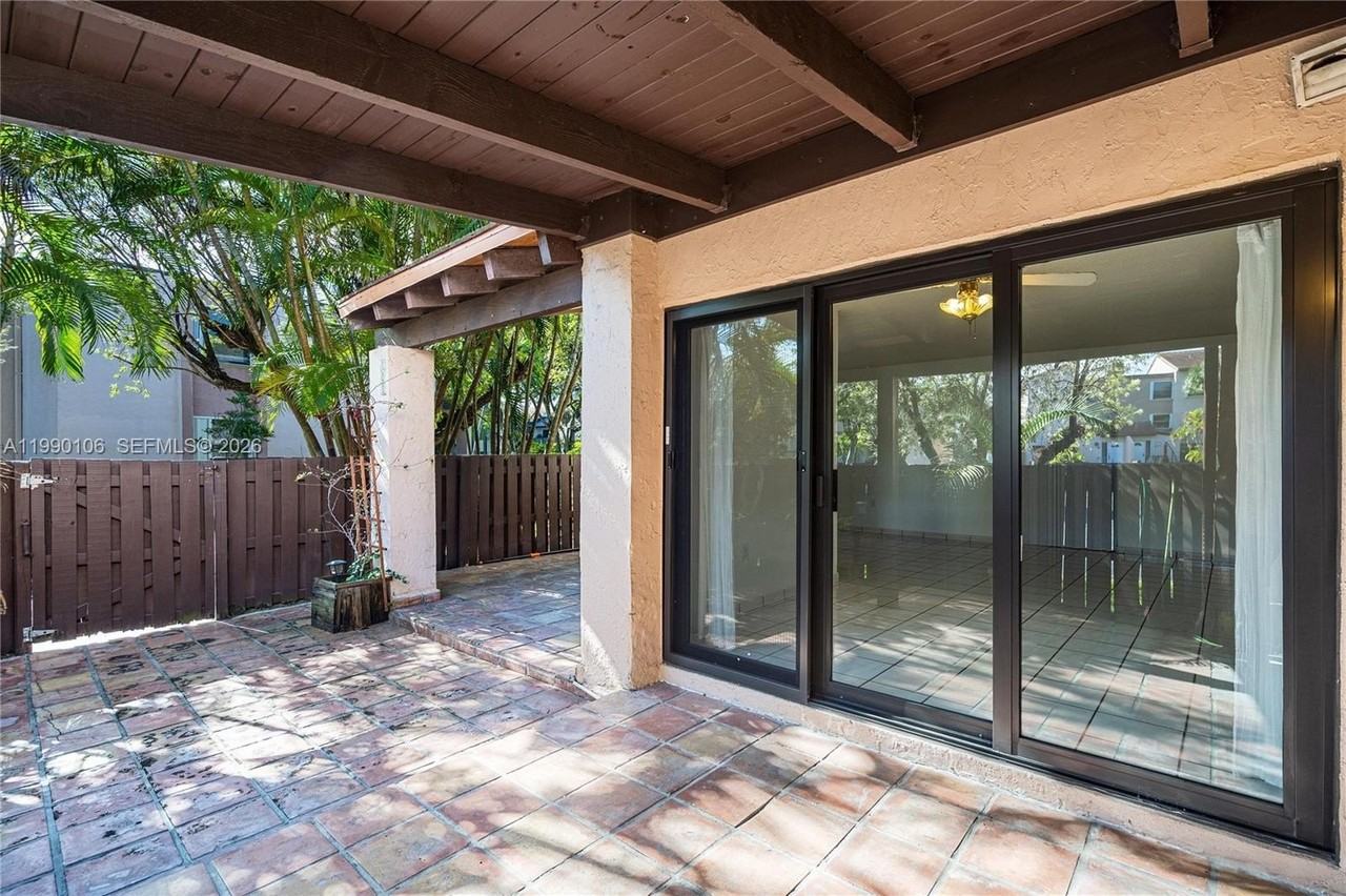 495 W Park Dr #101 - Photo 2 of 19