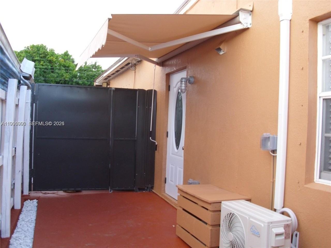 50 E 43rd St #0 - Photo 2 of 14