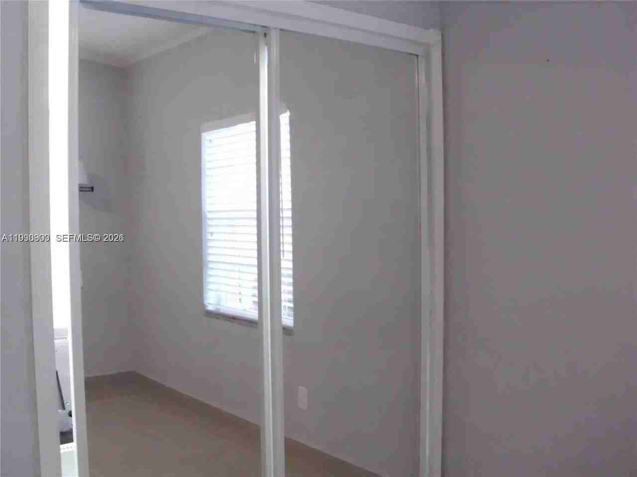 50 E 43rd St #0 - Photo 4 of 14