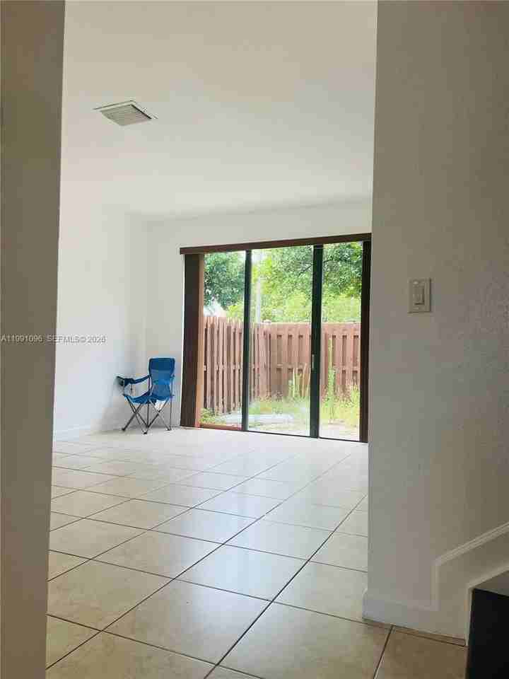 11219 Sw 234th Ter #11219 - Photo 3 of 16