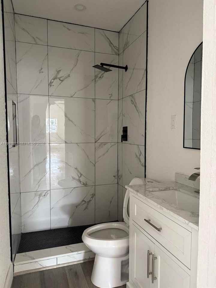 248 Sw 18th Ct - Photo 6 of 11