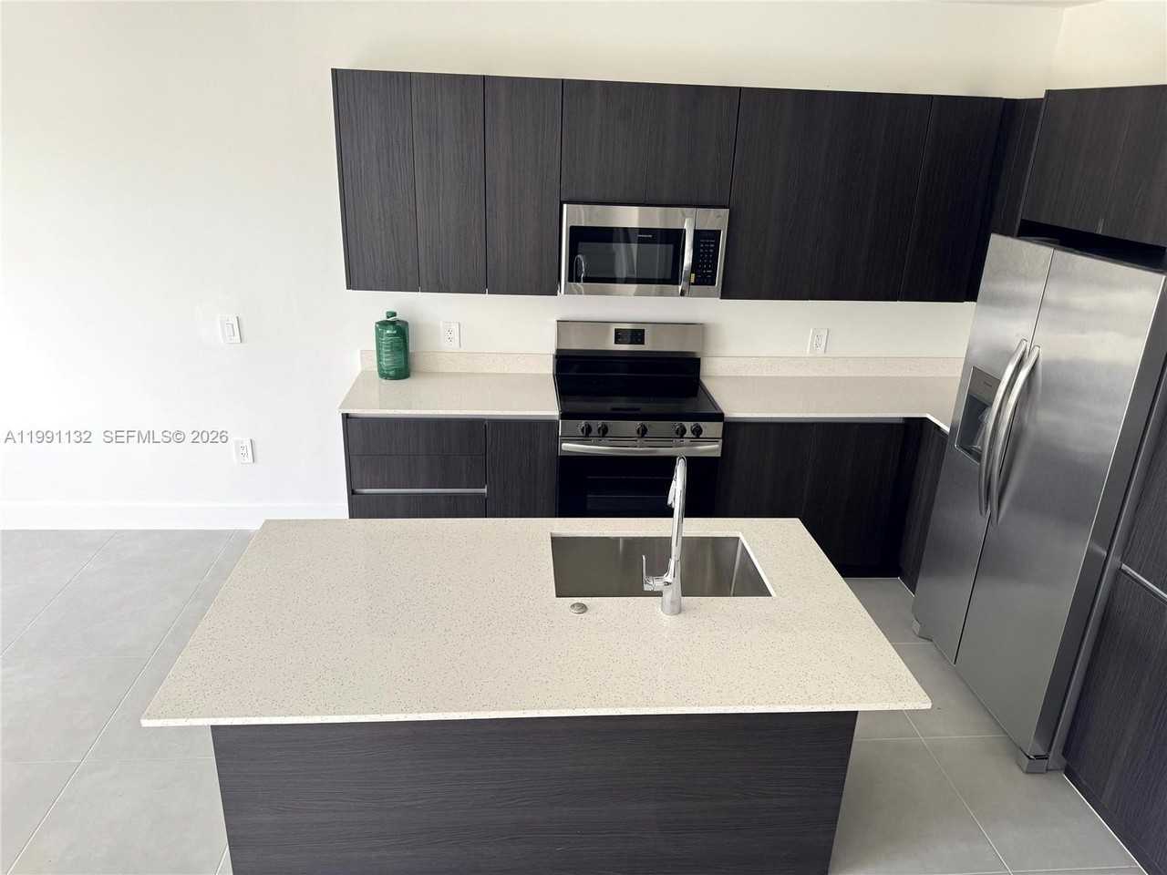 18992 Sw 344th Ter - Photo 4 of 37