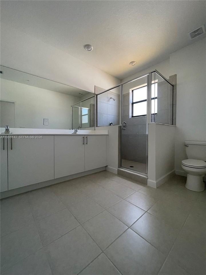 210 Sw 159th Ct - Photo 7 of 12