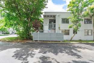 10542 Nw 7th Ter #B7 - Photo 1 of 1