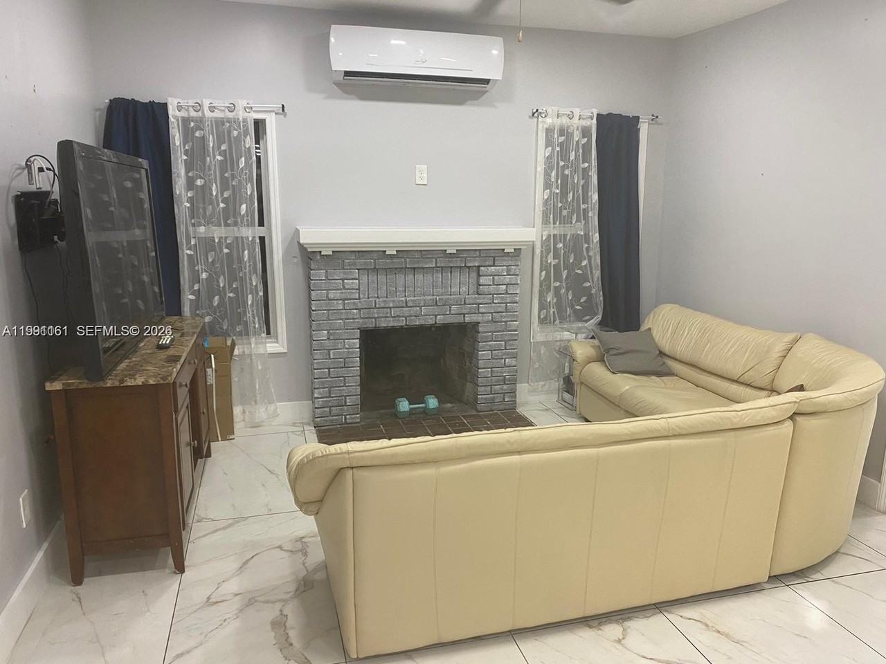 2242 Polk St #2 - Photo 4 of 50