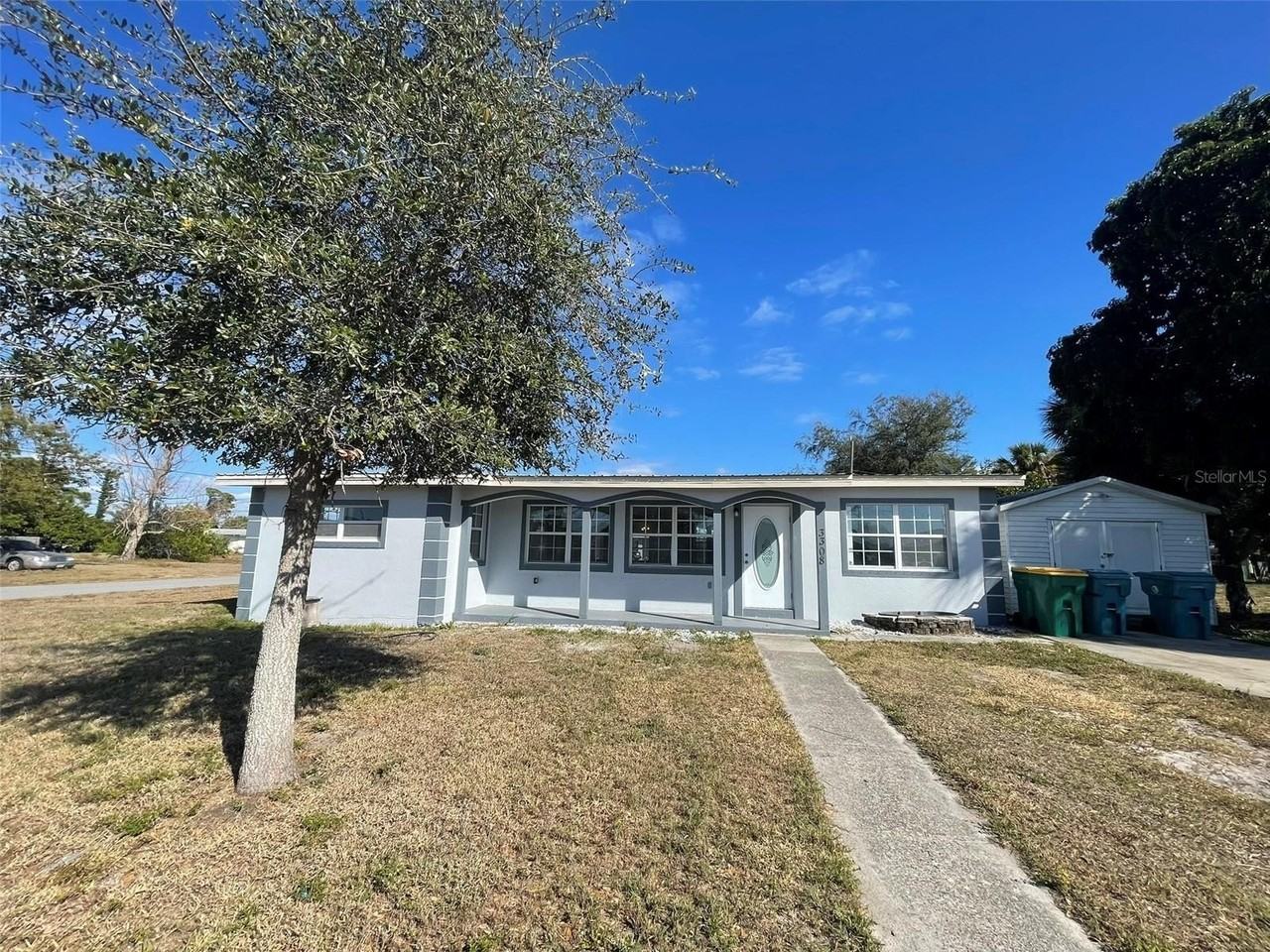 3308 Elkcam Blvd - Photo 3 of 21