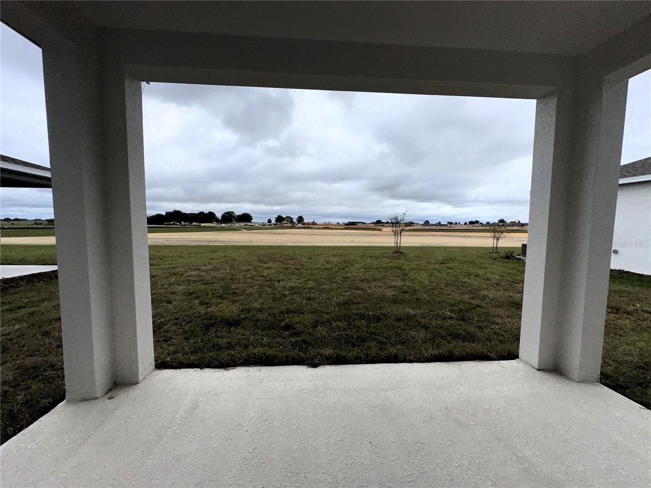 2840 Fitness St - Photo 3 of 34