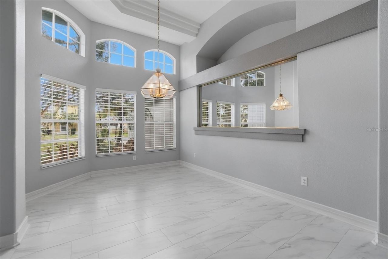 1608 Imperial Palm Dr - Photo 7 of 41