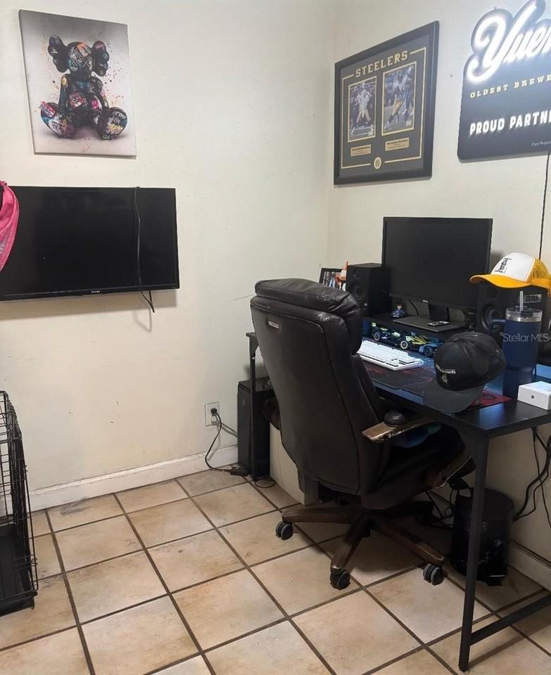 2601 W Cleveland St - Photo 6 of 9