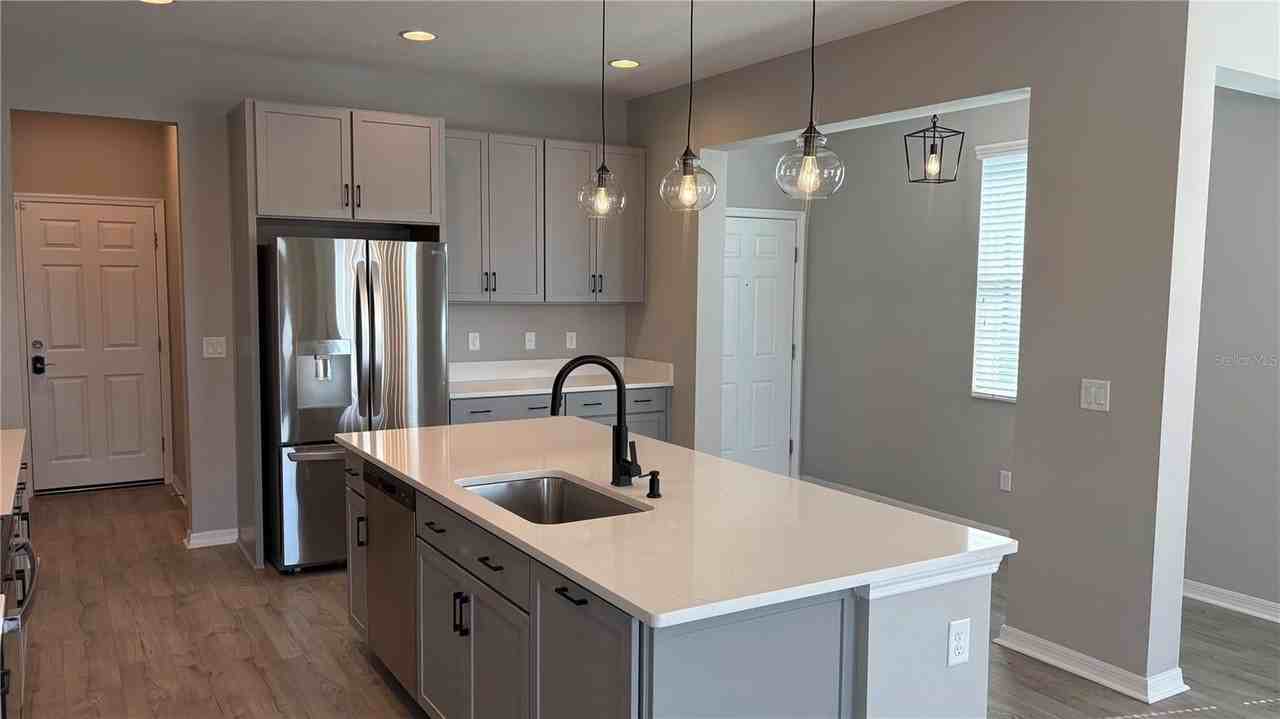 2481 Stapleford Pl - Photo 5 of 38