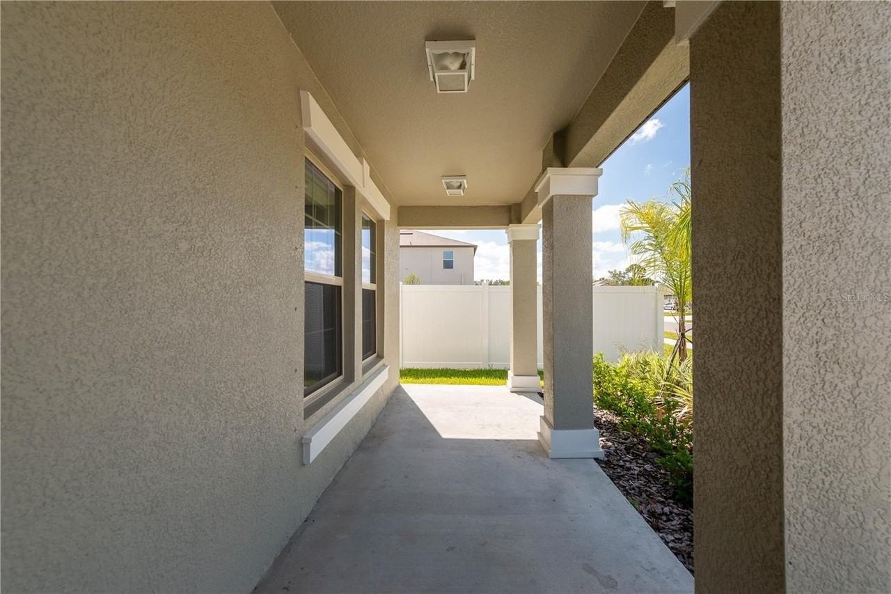 1837 Sand Daisy Pl - Photo 5 of 34