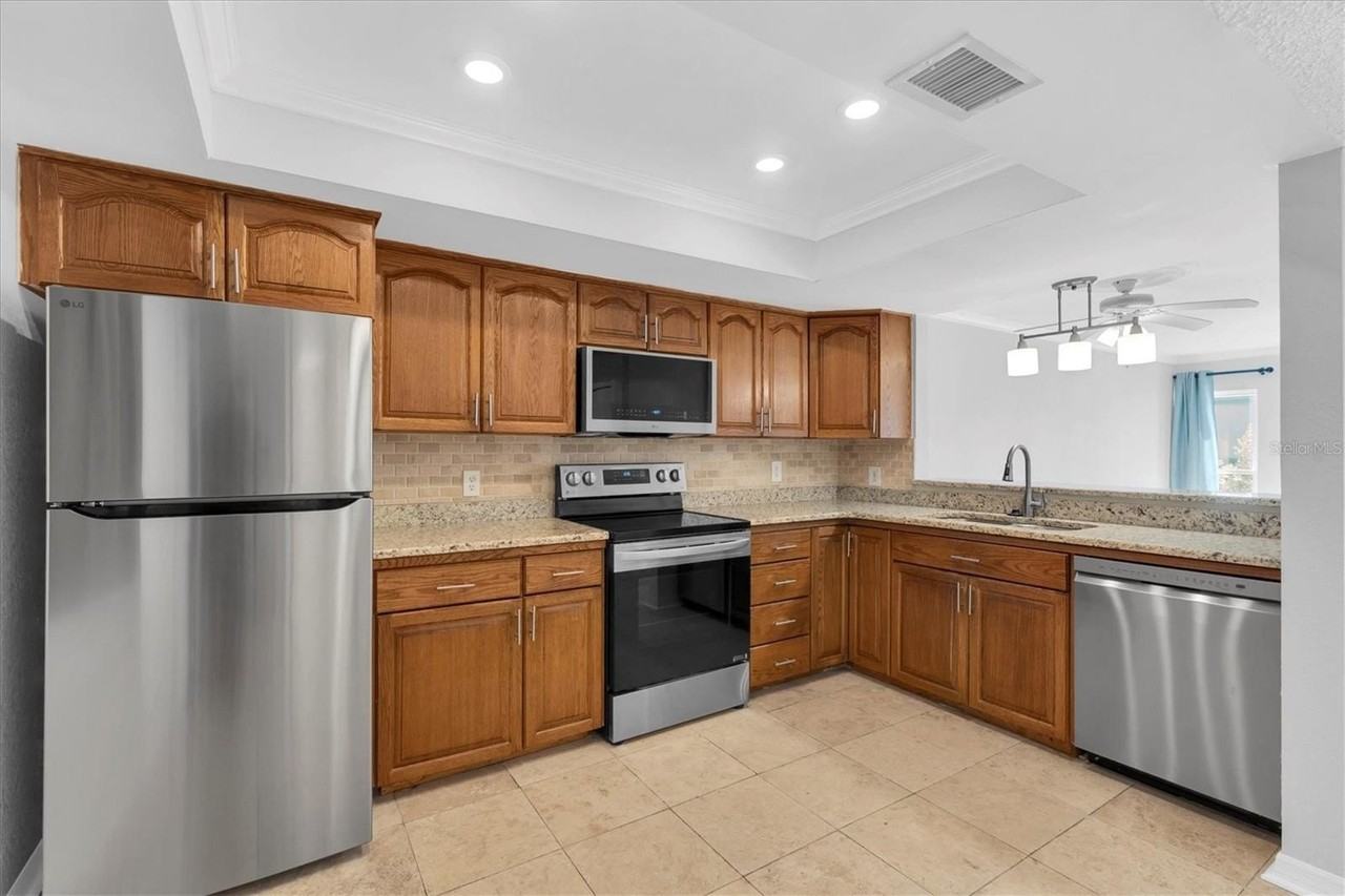 4902 38th Way S #109 - Photo 7 of 49