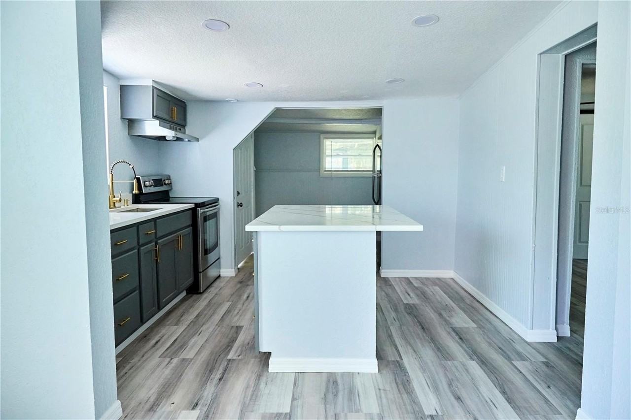 3917 E Hanna Ave - Photo 2 of 10