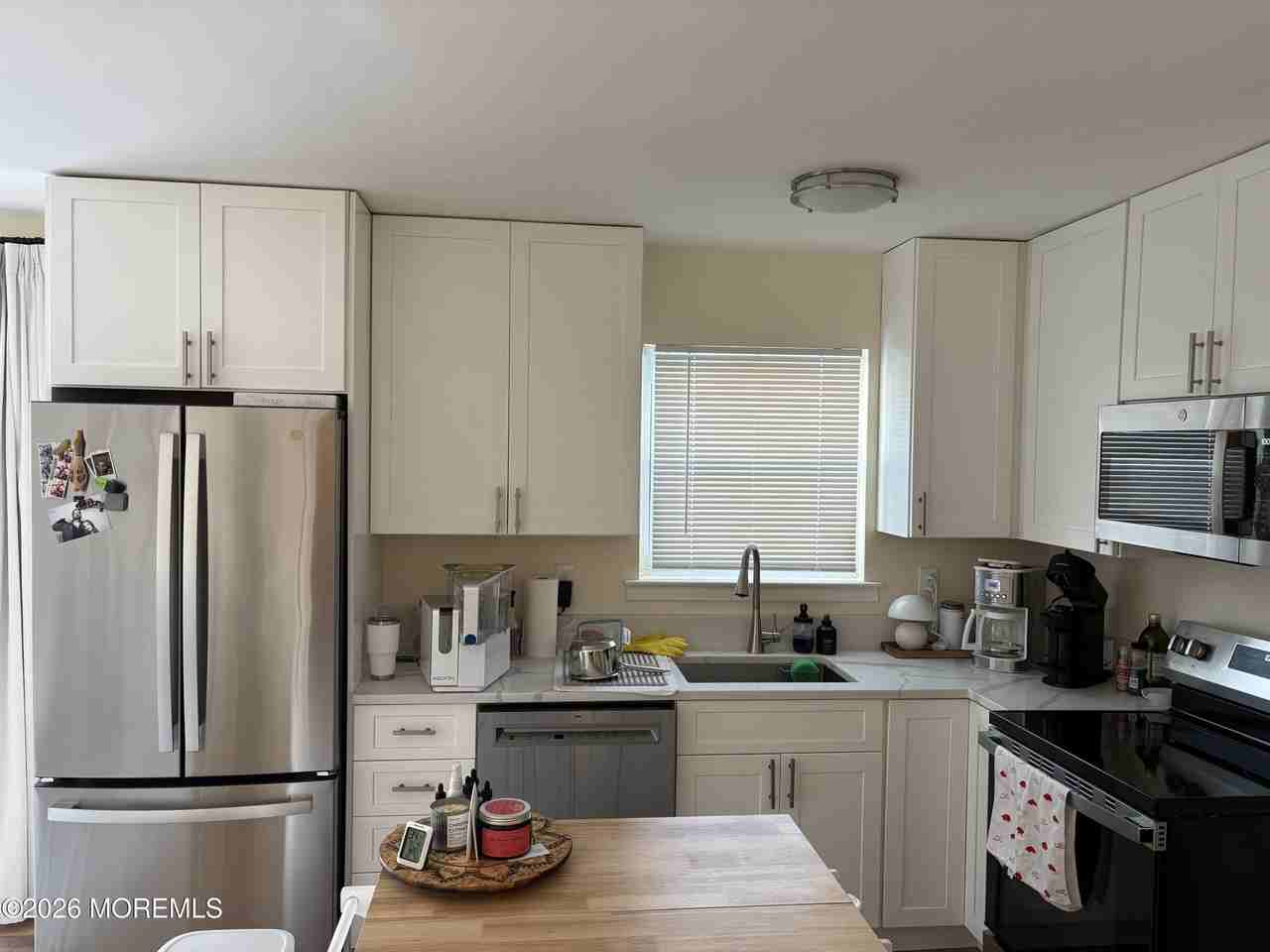 410 8th Ave Apt B2 - Photo 4 of 17