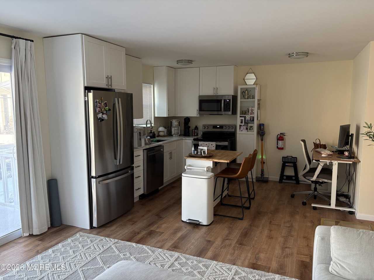 410 8th Ave Apt B2 - Photo 7 of 17