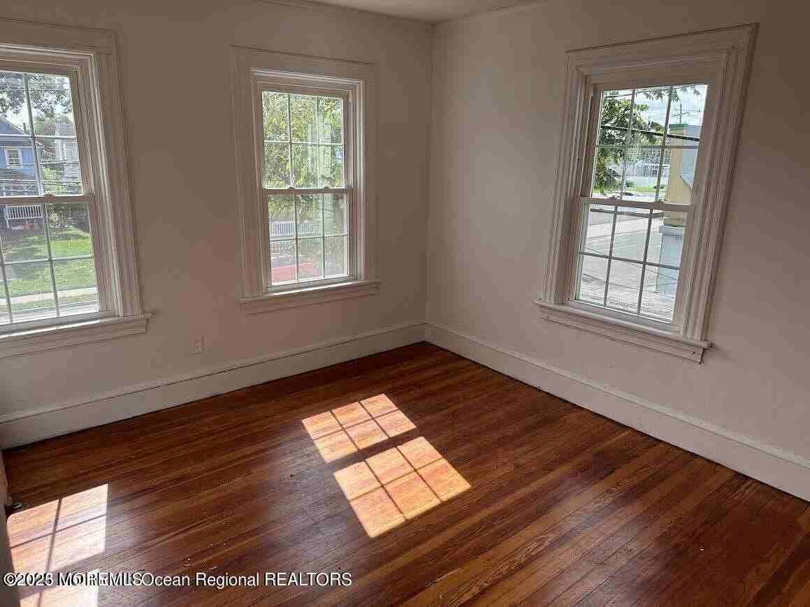 608 Park Place Ave Unit A - Photo 7 of 12