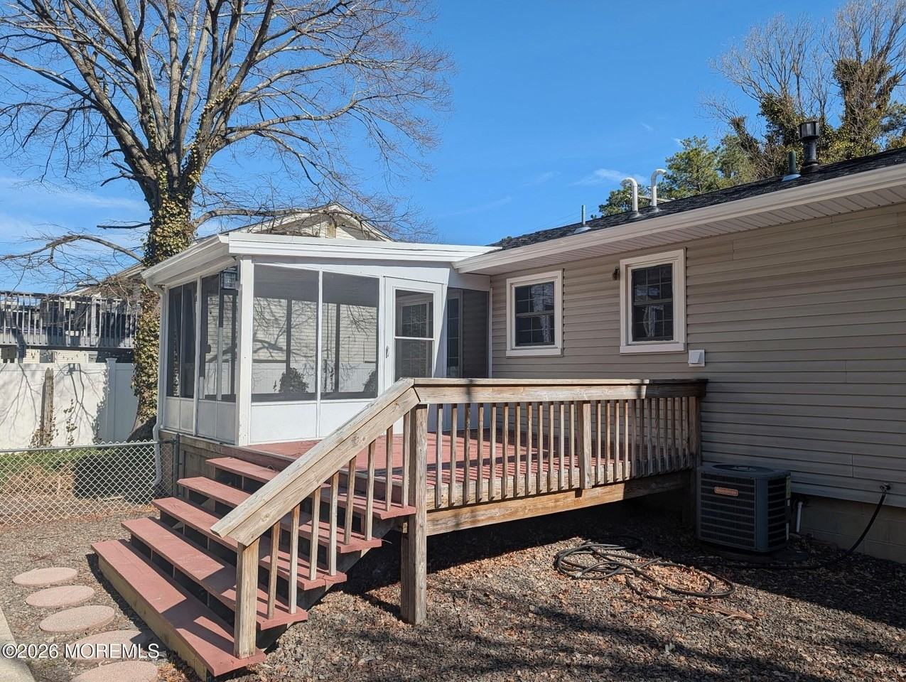 73 S Shore Dr - Photo 7 of 25