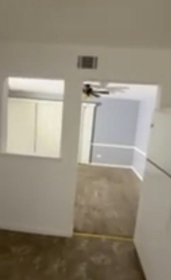 7131 Hickory St Apt 6 - Photo 5 of 7