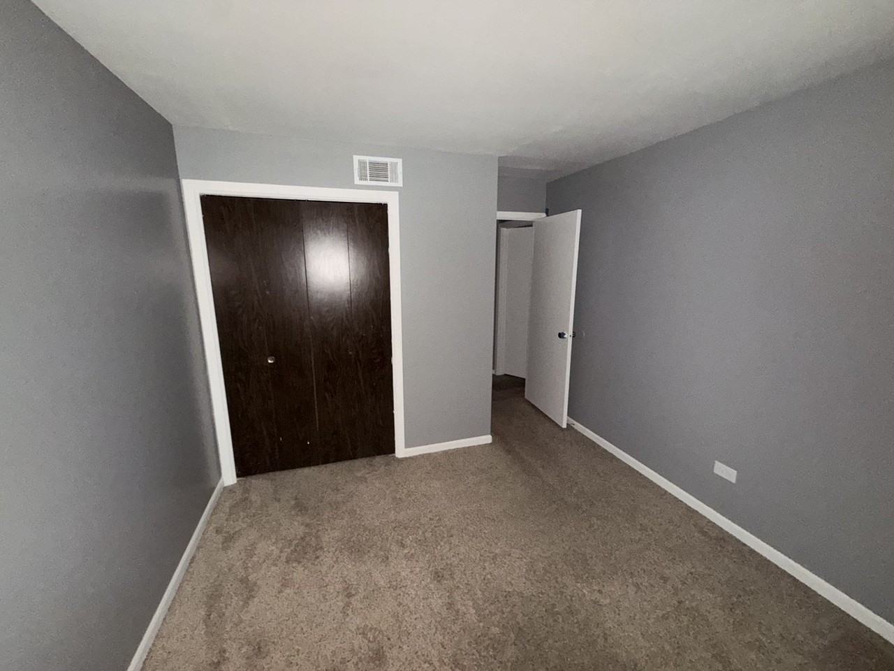 7131 Hickory St Apt 6 - Photo 7 of 7