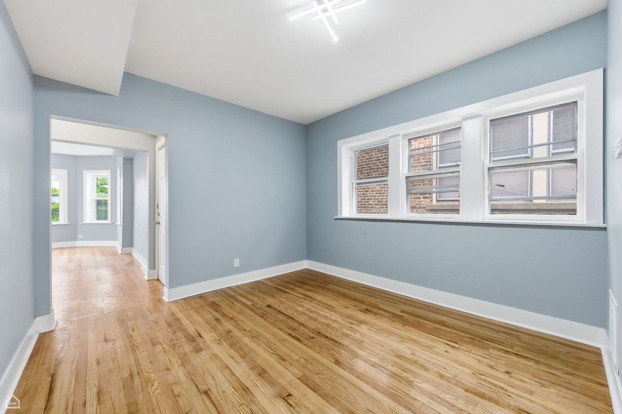 7824 S Euclid Ave Apt 1 - Photo 4 of 5