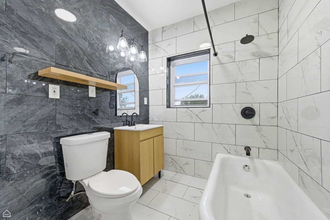 7824 S Euclid Ave Apt 1 - Photo 5 of 5