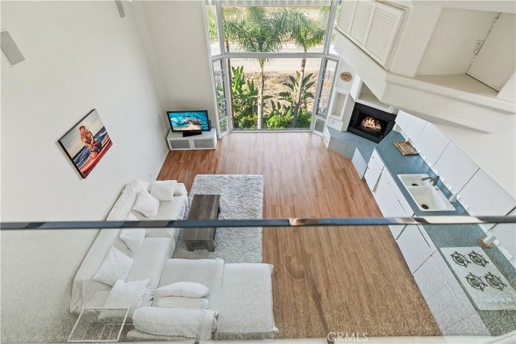 24C Pacific Ave - Photo 3 of 21