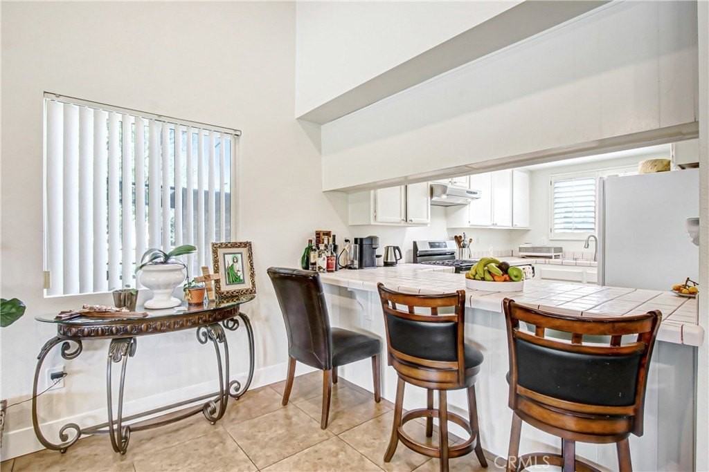 6710 Pilgrims Ct - Photo 7 of 25