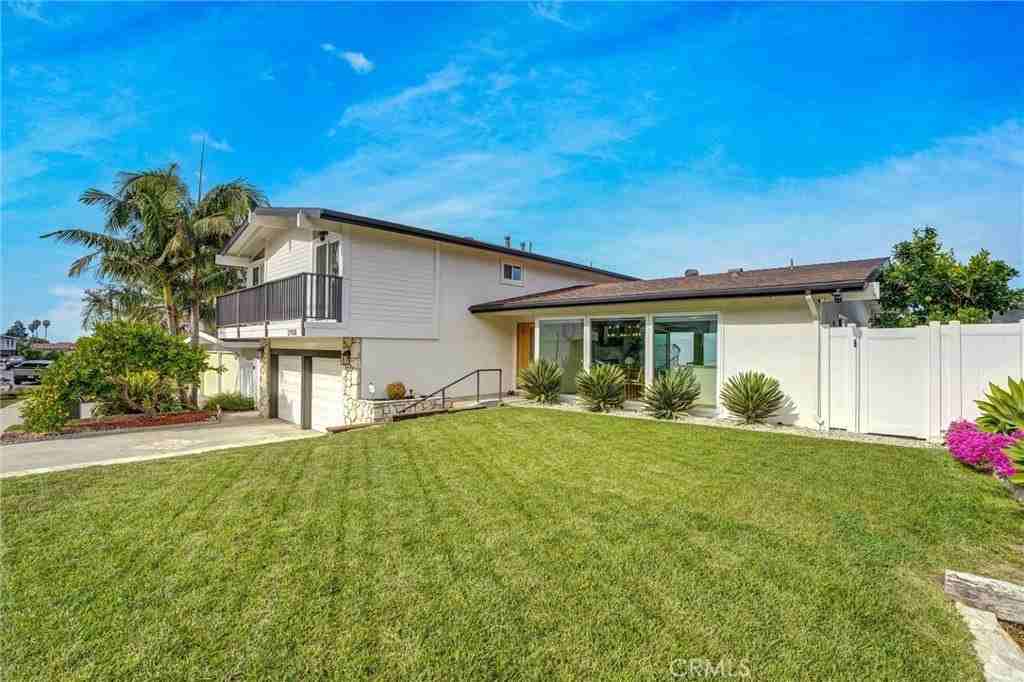 27438 Elmbridge Dr - Photo 2 of 24