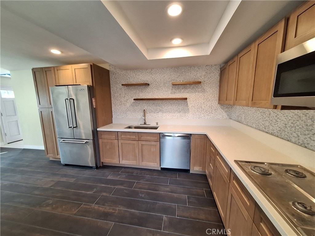 2305 Rockefeller Ln #A - Photo 3 of 49