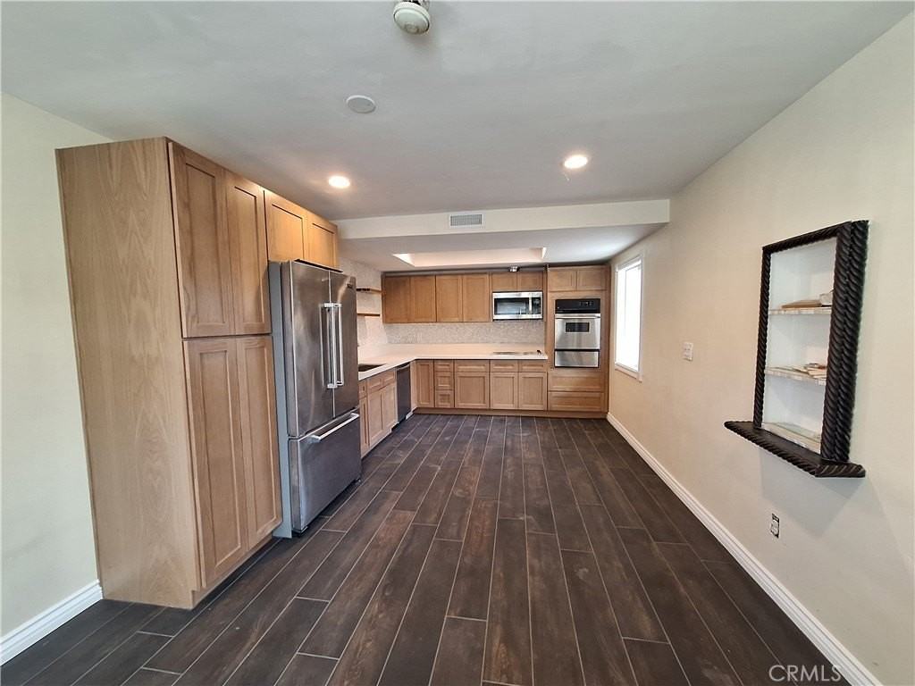 2305 Rockefeller Ln #A - Photo 5 of 49