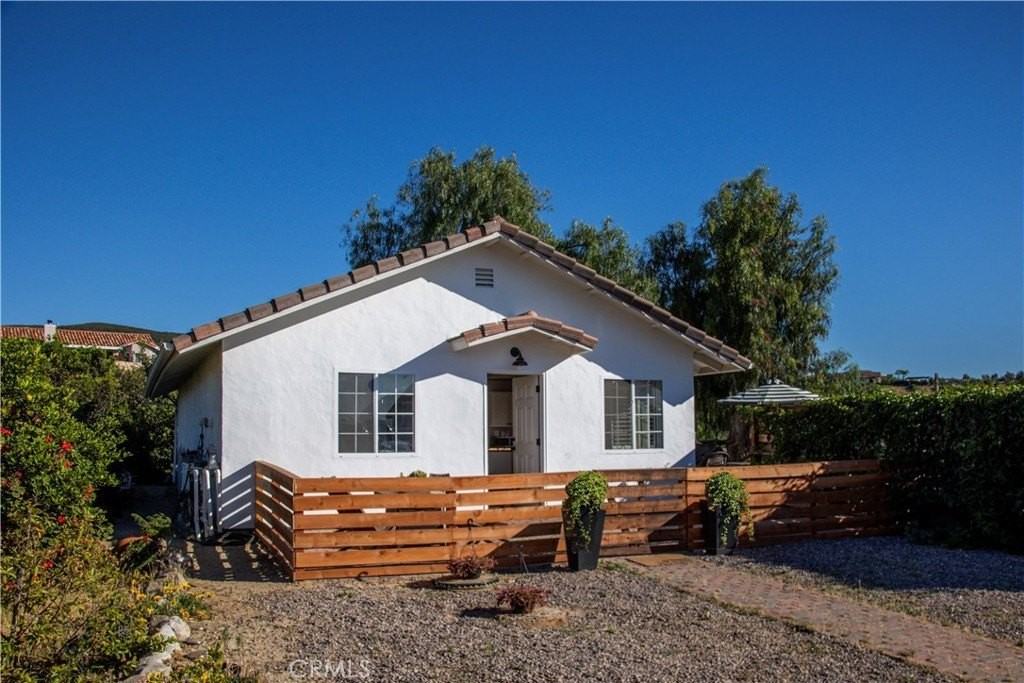 37645 Via De Los Arboles #B - Photo 2 of 32