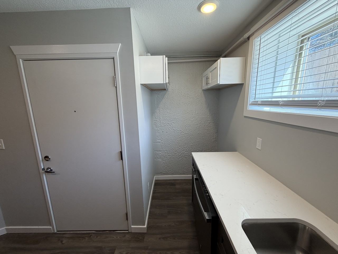 606 W Ohio St #2 - Photo 4 of 15