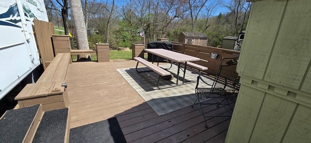 129 Moccasin Ln - Photo 6 of 24