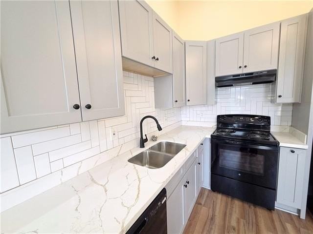 4606 Clara St - Photo 5 of 11