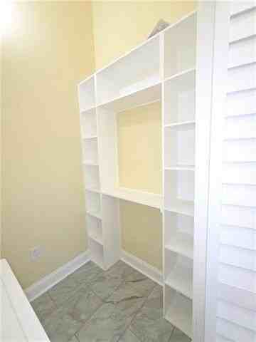 4606 Clara St - Photo 7 of 11