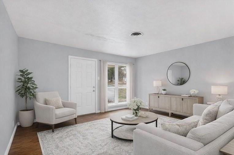 1824 Cordell St - Photo 6 of 31